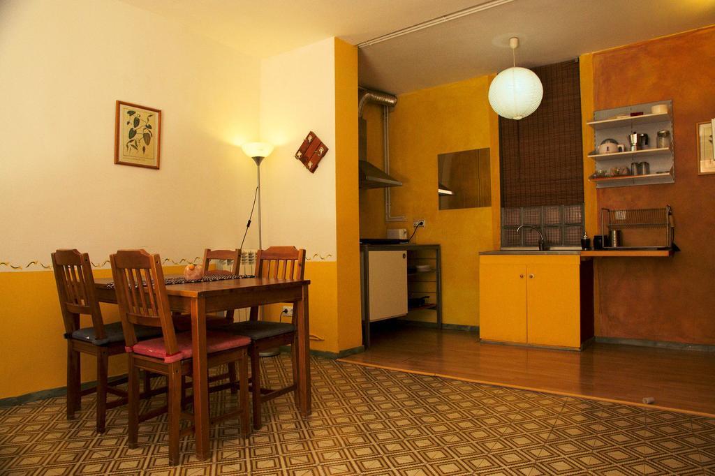 Apartamentos Saltarel-Lo Besalú Kültér fotó