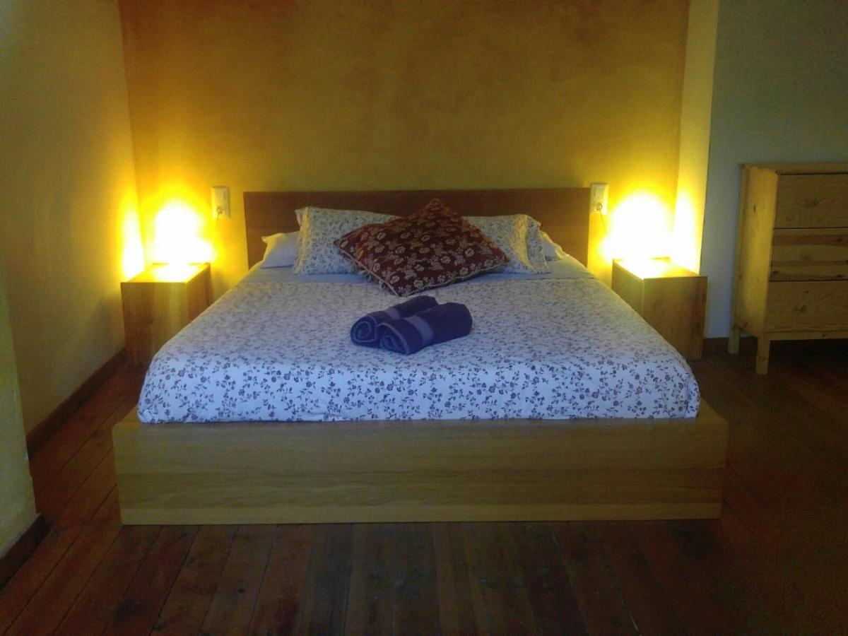 Apartamentos Saltarel-Lo Besalú Kültér fotó