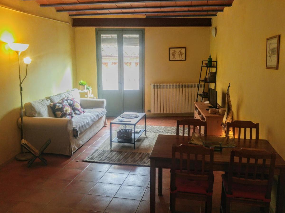 Apartamentos Saltarel-Lo Besalú Kültér fotó